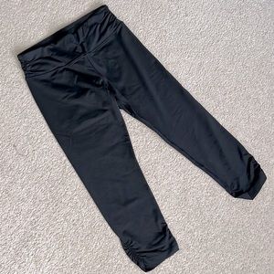 Calvin Klein Performance Black Capri Leggings